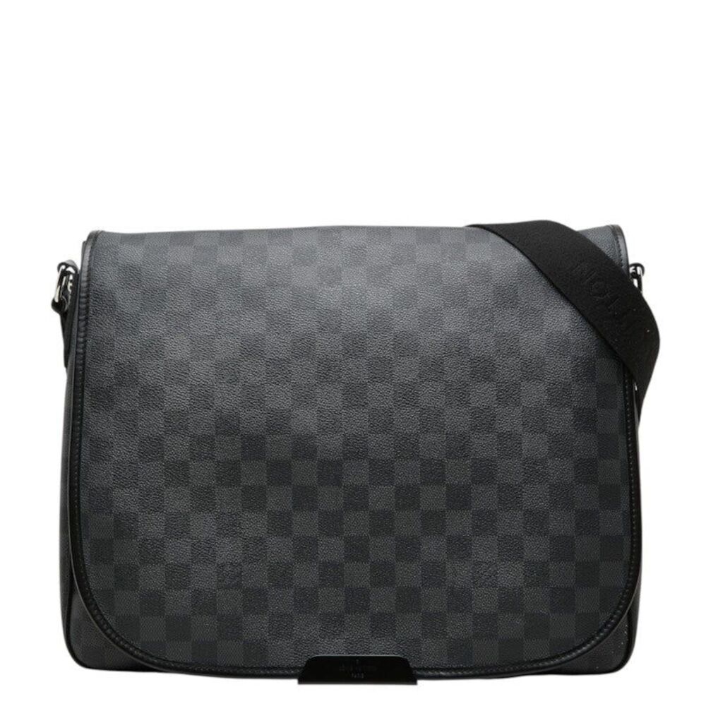Louis Vuitton Damier Graphite Daniel GM Messenger Bag - Picture 1 of 10